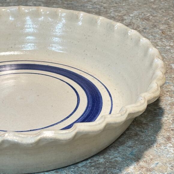 Nettlebed Pottery String Prairie Texas Ruffle Edge Holiday 11" inch Pie Plate - Picture 9 of 11